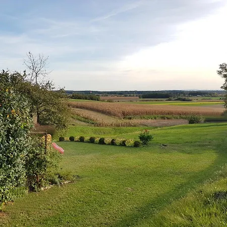Feher Semesterbostad Lendava