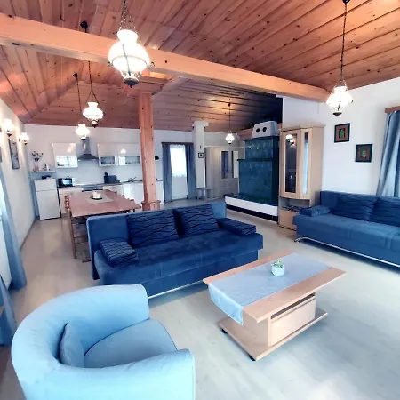 Vikendica Feher Lendava